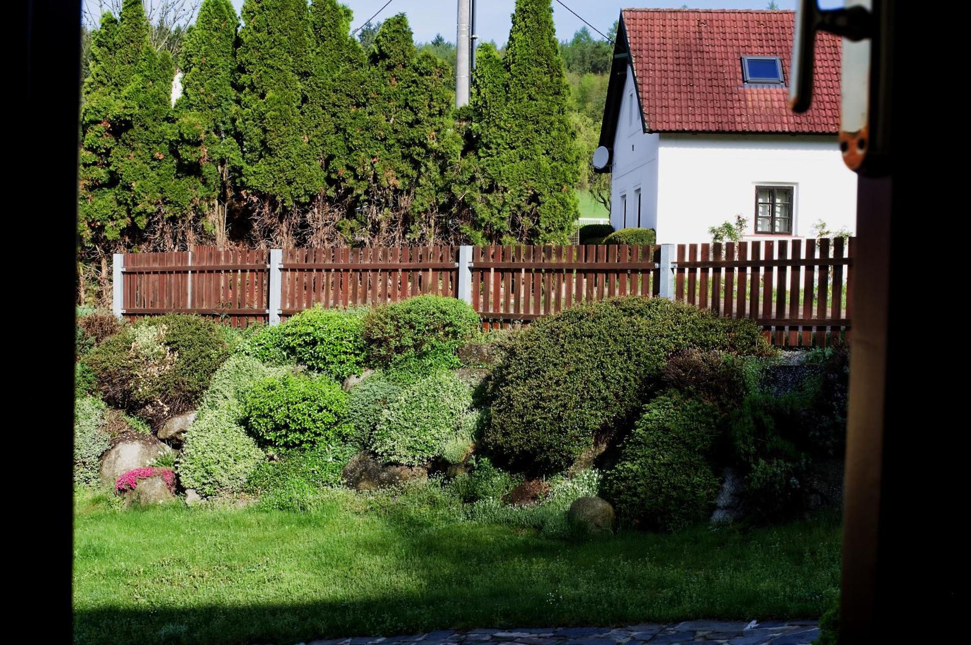 Mlyn Kamenice Klucenice Exterior foto